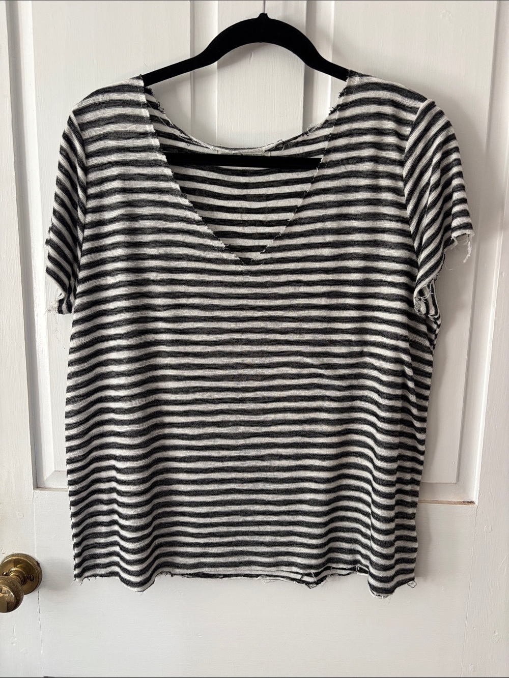 Striped V-Neck Short Sleeve Top - Black & White